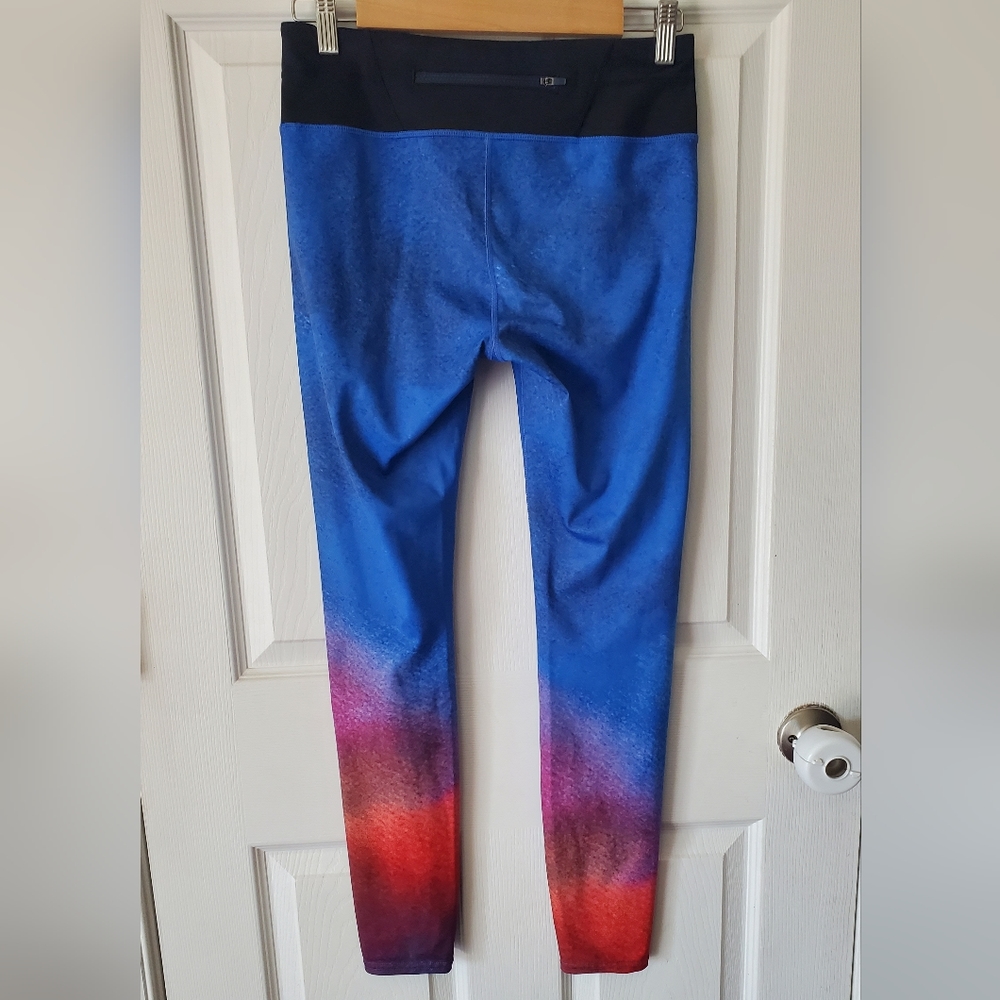 Athleta Bright Multicolor Tie Dye Leggings Size:Medium - Picture 4 of 8